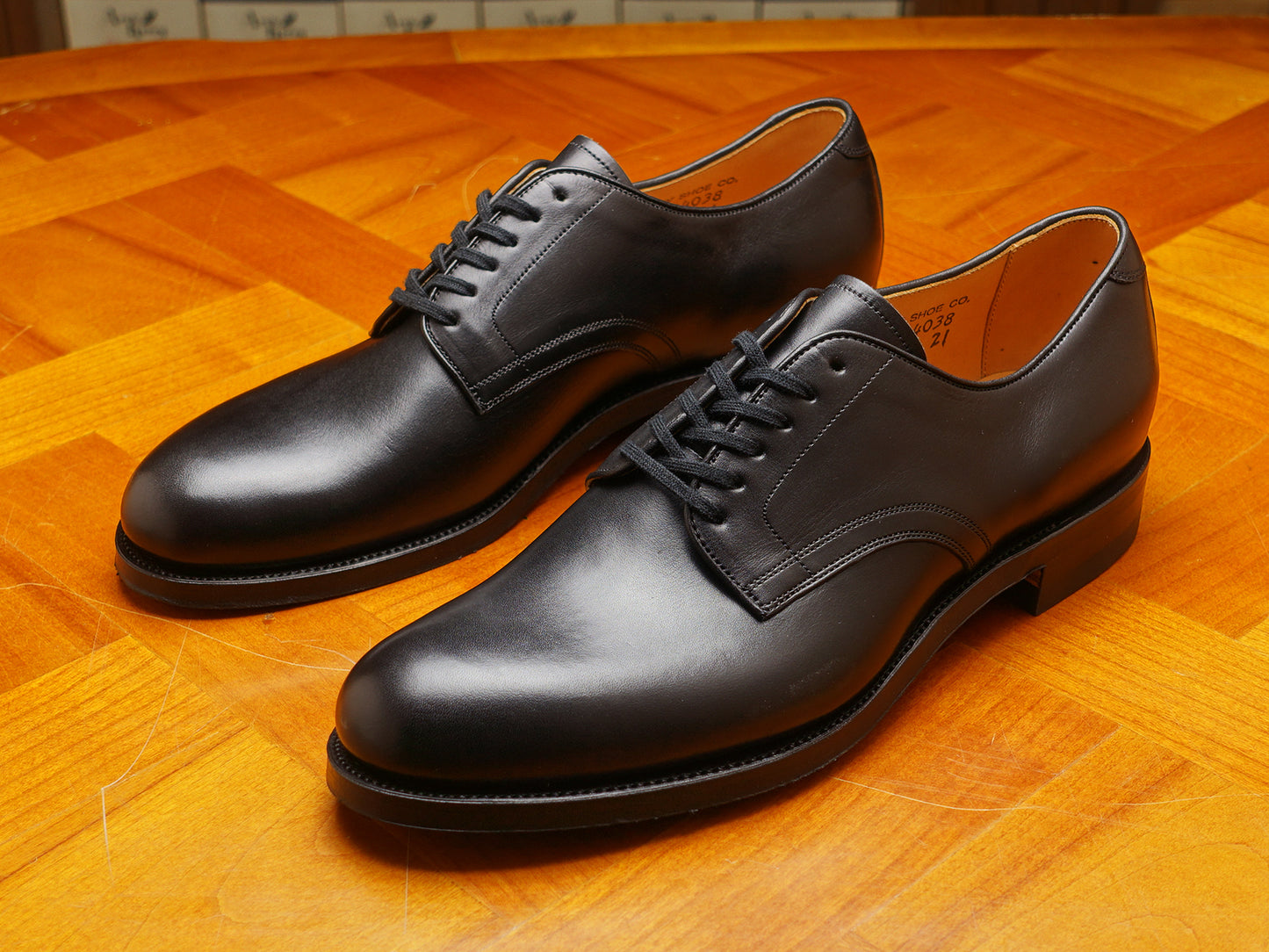 24751 / Navy Last Service Shoes