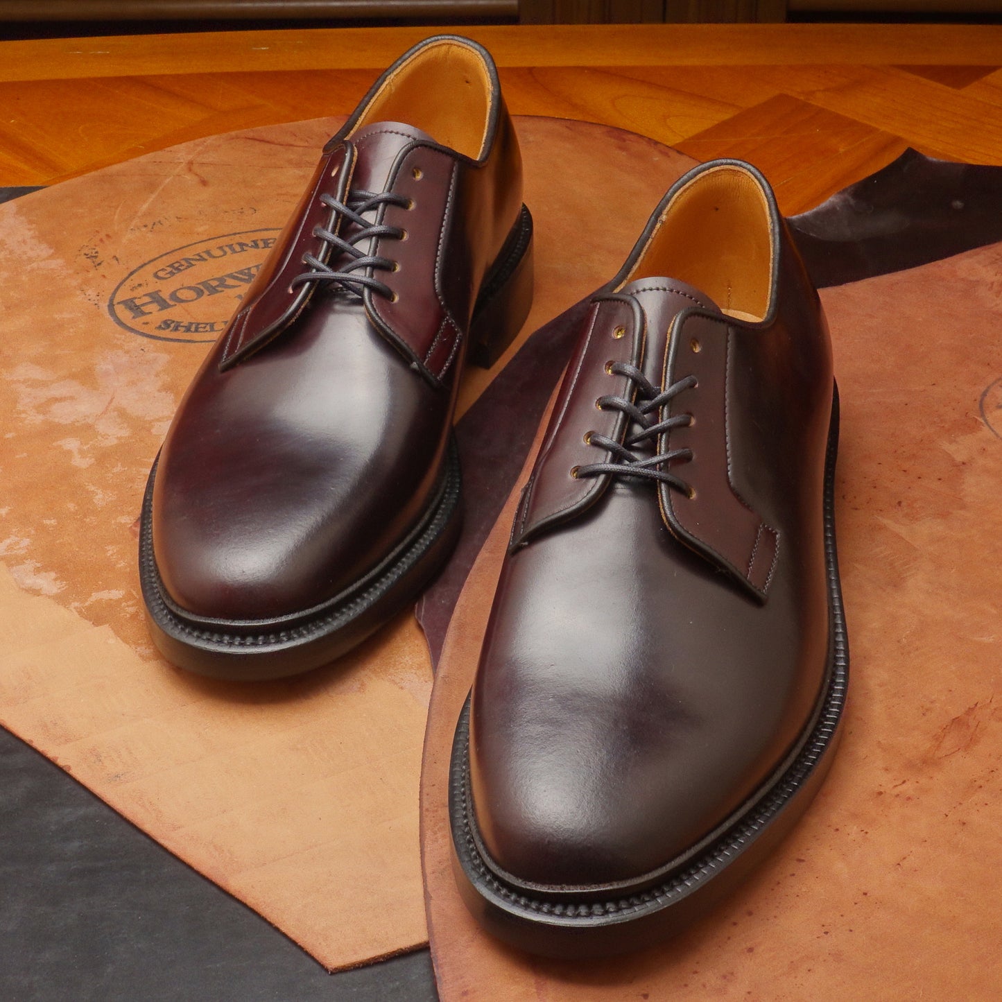 22533 Plain toe blucher Burgundy cordovan